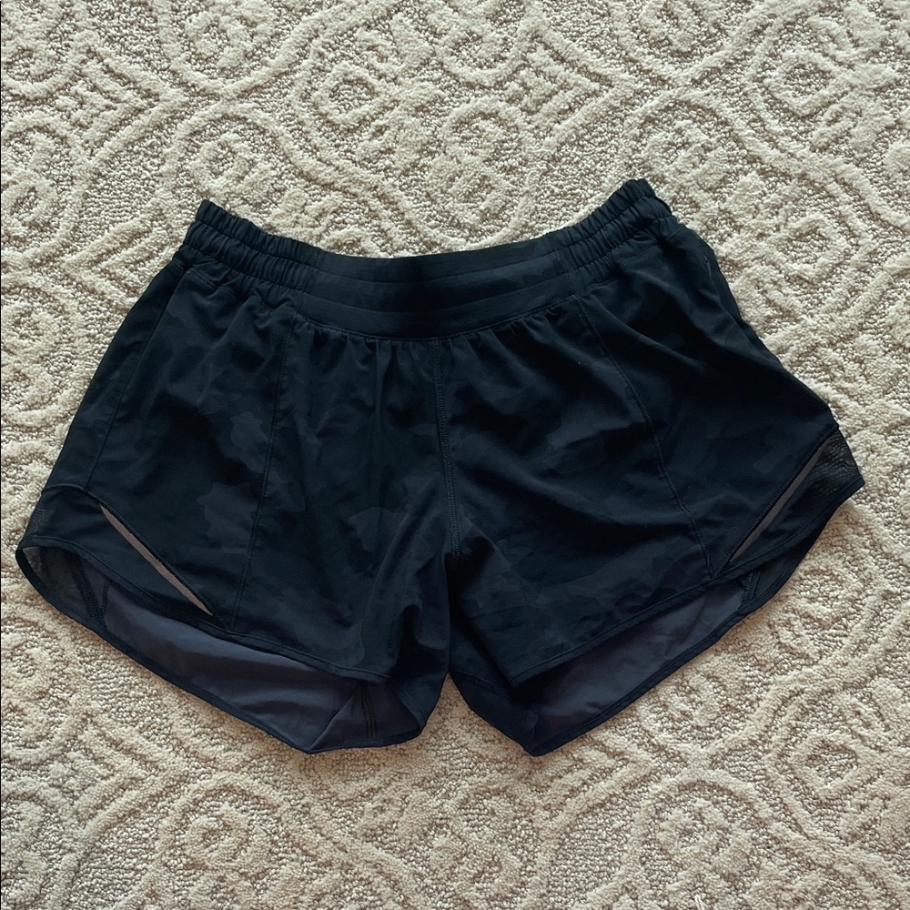 Hotty Hot Low Rise Lined Short 4”- Camo